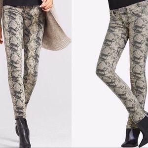 CABI DIAMONDBACK SNAKEPRINT SKINNY JEANS